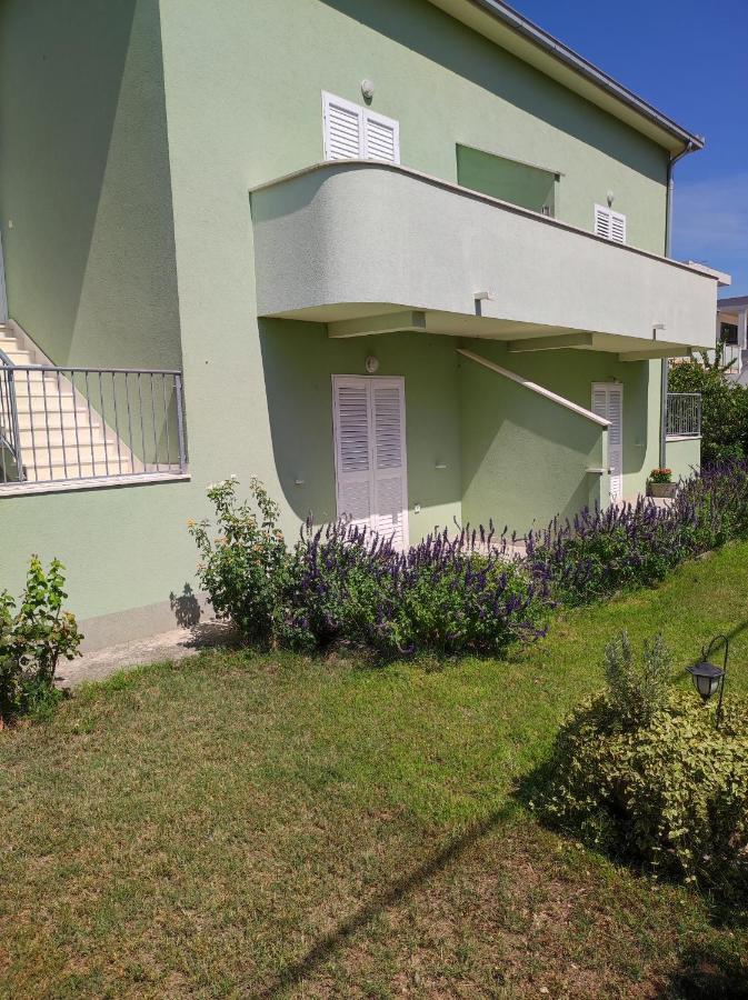 Apartments Valeria Kastela Bagian luar foto