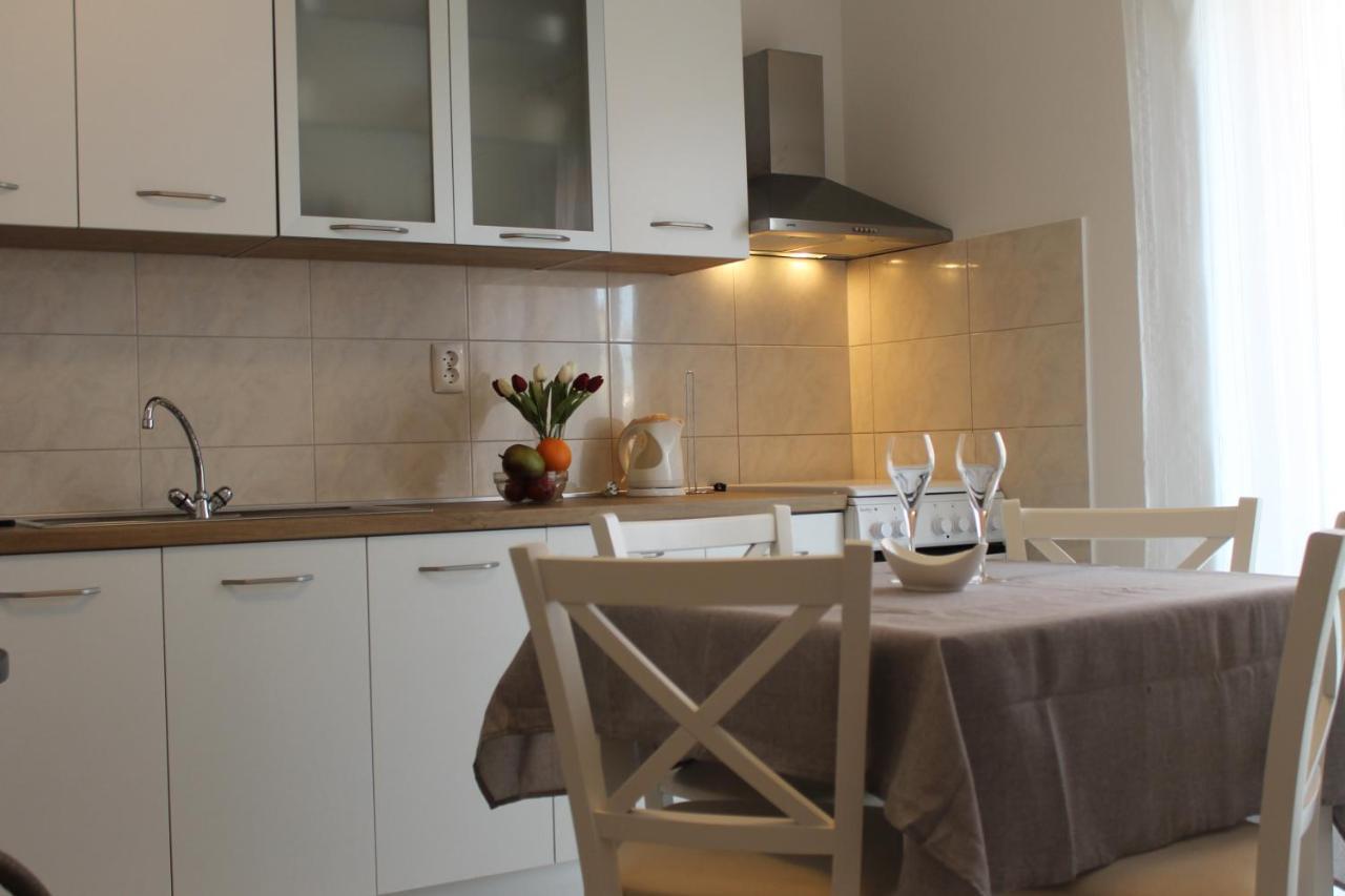 Apartments Valeria Kastela Bagian luar foto