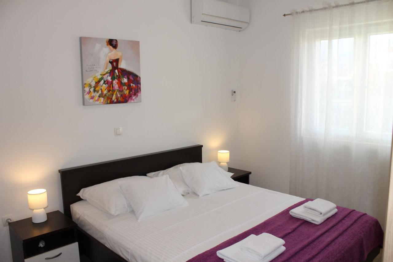 Apartments Valeria Kastela Bagian luar foto
