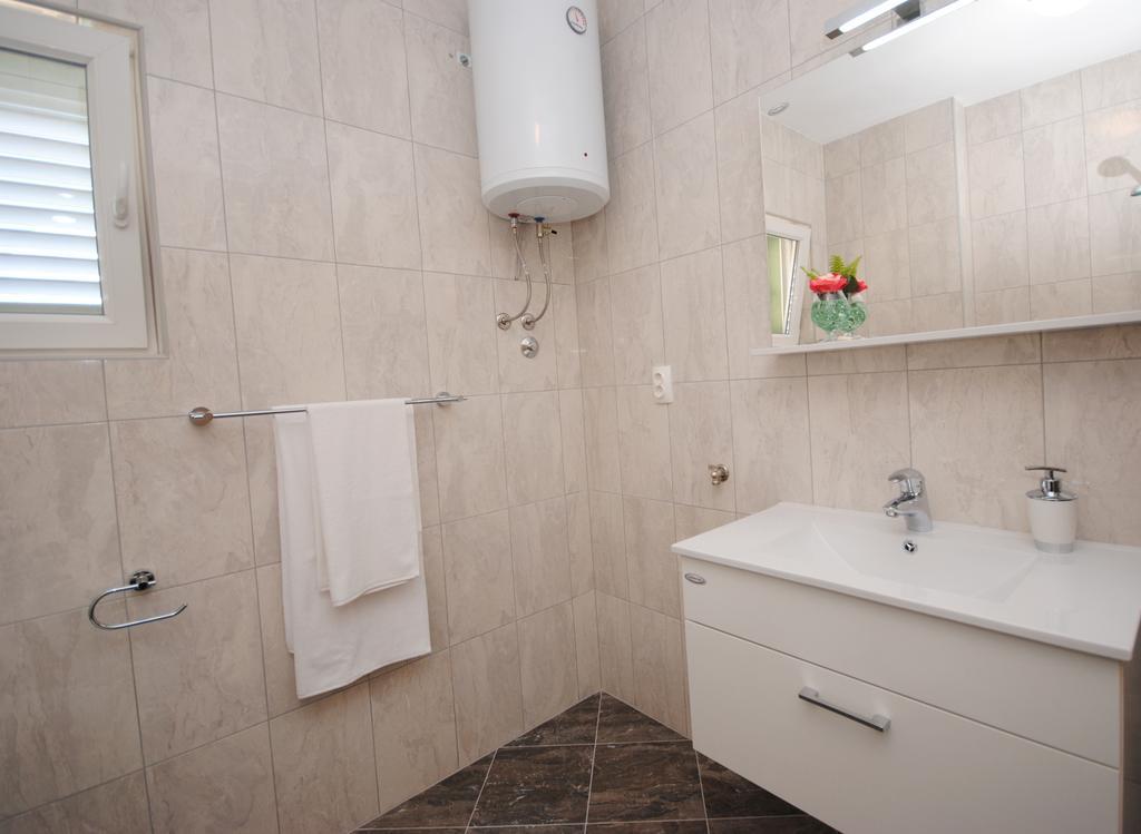 Apartments Valeria Kastela Bagian luar foto